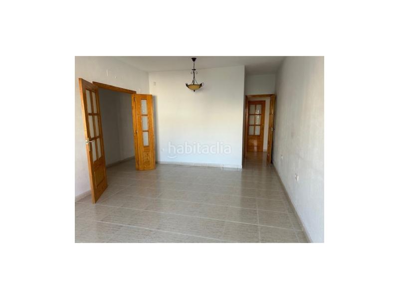 Foto a334b9a7-0fcd-4a8a-b789-3e77d4fdda8e. Etagenwohnung in Fortuna