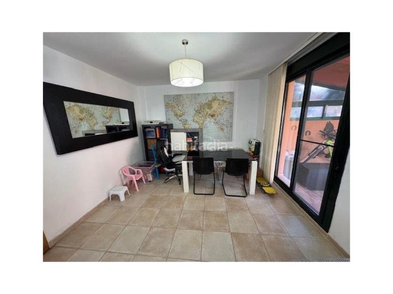 Foto 190b253c-f2b9-4cf0-bd38-b590ad402c63. Casa adossada a Coma-ruga platja Coma-ruga