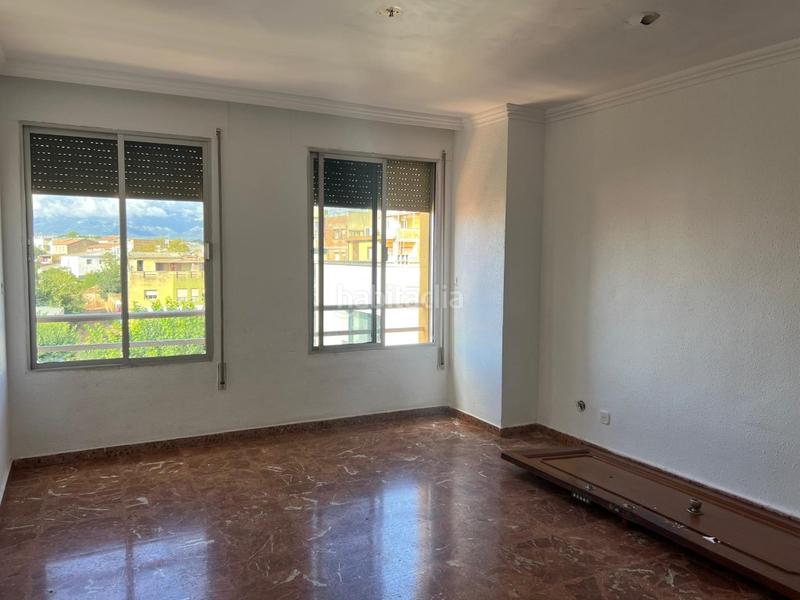 Foto a4a55834-56ac-4dae-a565-f71abf1099f9. Piso amplio y luminoso piso en el corazón de santa bárbara!! en Santa Bàrbara