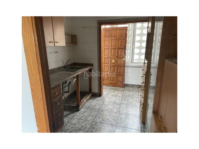 Foto 33ad4222-86fa-4a83-b0ae-61dfa75dc124. Piso luminoso piso !!! en Cardona