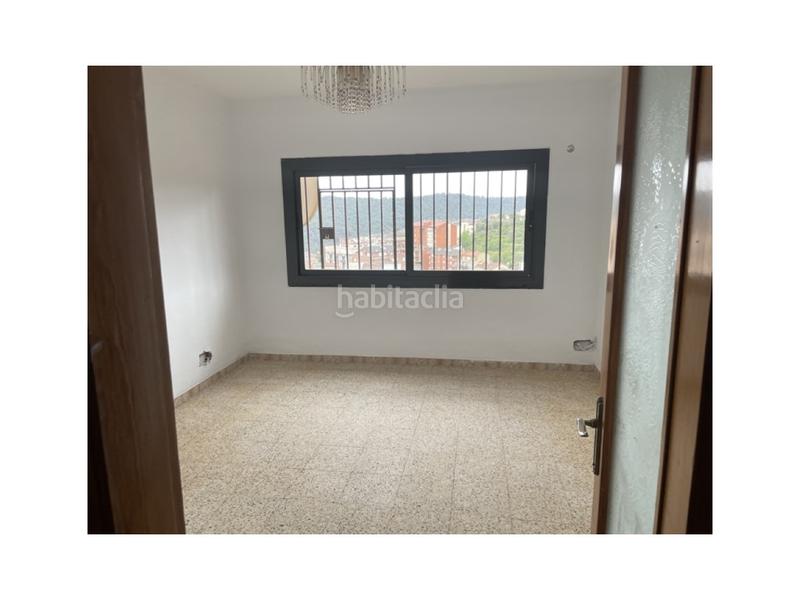 Foto c3f0114e-28af-4d35-8726-0504b81be63f. Piso luminoso piso !!! en Cardona