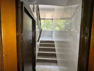 Pis  Grupo jaume d,urgell. Planta baja con gran potencial en grup jaume durgell  hazla a tu