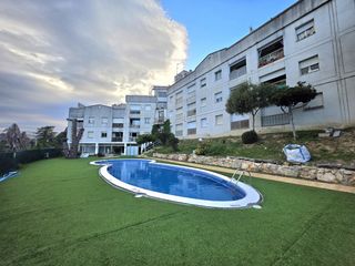 Apartament  Avenida dr fleming. Apartamento en lloret de mar con piscina comunitaria financiació
