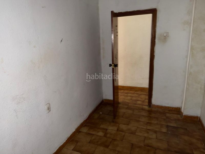 Foto edba6e1b-ce0d-48bf-89d1-bfa5a621095c. Pis a Els Orriols Valencia