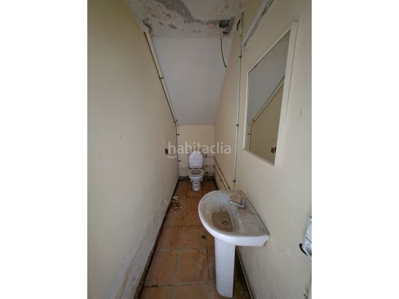 Foto ba8a7aae-aaaf-49c5-a6df-3543baf6e413. Local comercial a Calella