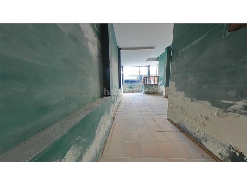 Foto f7fab7d6-bbe4-4b87-8fe3-a19ca8dfb2c6. Local comercial a Calella