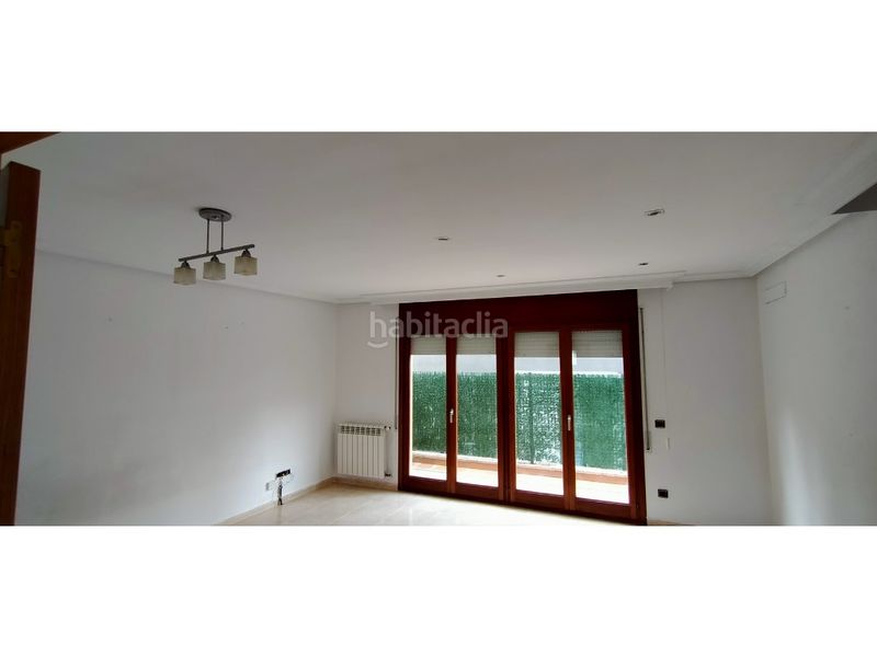Foto 10f1692b-f3e1-4e71-bafe-86bfaf283f07. Casa con parcheggio in Olot