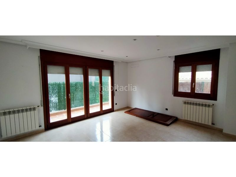 Foto 57727e8c-a818-45ee-a5bf-528d63644838. Casa con parcheggio in Olot