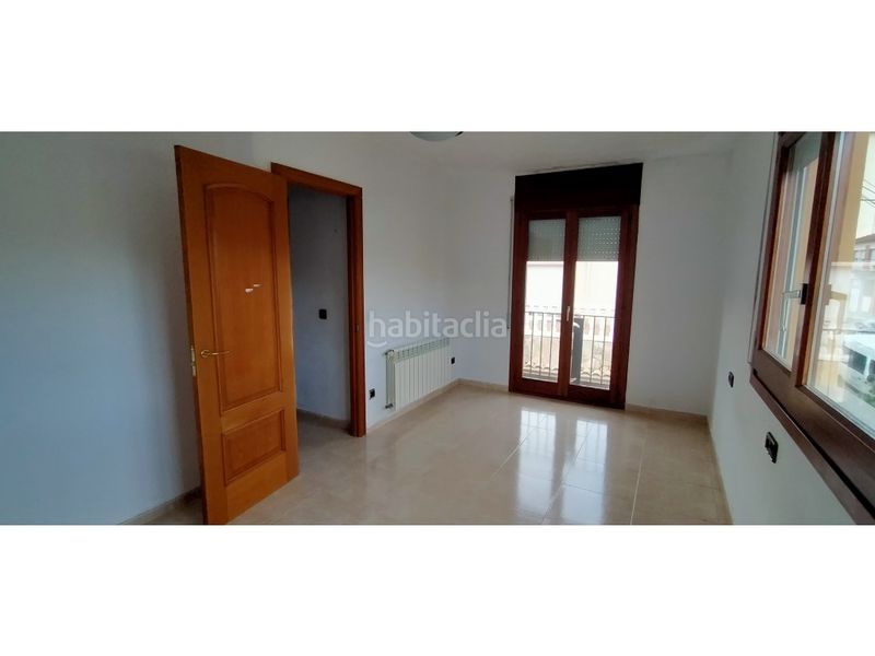 Foto 9493ca4e-4491-4871-a74f-e6ab93eda940. Casa con parcheggio in Olot