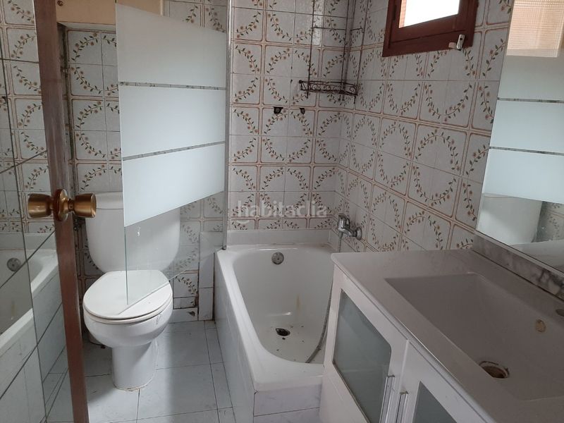 Foto 0b846d9f-a3ef-4d2e-a8a5-a542d3f10c19. Semi detached house in Centro - Muelle Pesquero Torrevieja