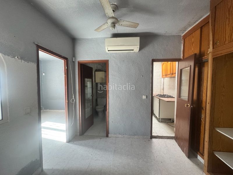Foto 6e4ae232-d7fc-42d9-9fe0-318bd33b3745. Semi detached house in Centro - Muelle Pesquero Torrevieja