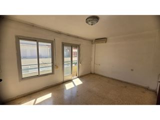 Appartamento  Avenida tres cruces. Piso luminoso con terraza en valencia!