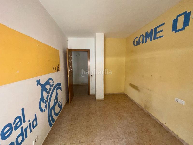 Foto 03079911-7118-490d-a0dd-984512acc534. Pis amb aparcament a Valls