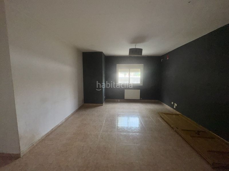 Foto 5d18c65d-7937-4bb7-858b-3de8c7c0eb02. Pis amb aparcament a Valls