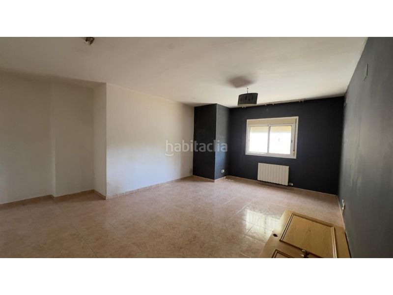 Foto ea1b5afa-c231-4783-adb1-a3e86f45d901. Pis amb aparcament a Valls