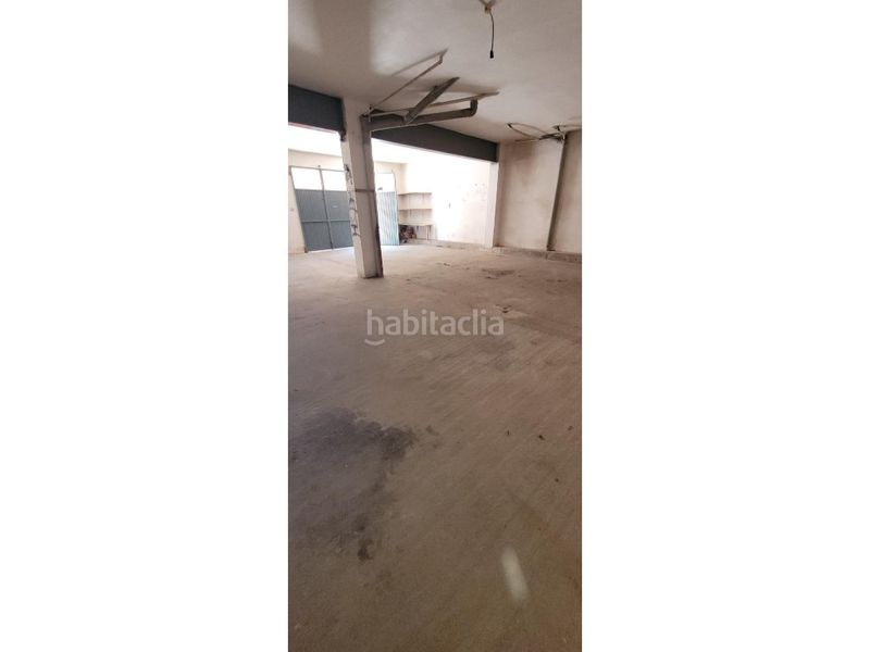 Foto 97890d23-55d5-48bf-a2e8-8c98b1c4fbb0. Local comercial a Bellcaire d´Urgell