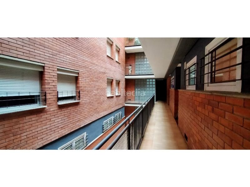 Foto baeb80cb-7b71-47c5-8551-7bd75720d519. Flat in Centre Salt