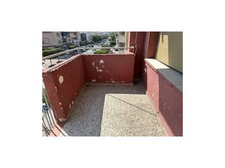 Appartamento  Avenida d´estoup. Piso de 3 dormitorios con balcón en el centro de las torres de c