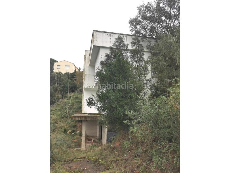 Foto e4e1ef36-4c56-43e6-83ee-aa4bdaa18487. Casa en poblat ibèric puig del castellet 12 casa en construccion en Lloret de Mar