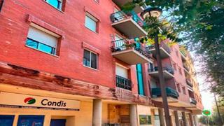 Local Comercial  De la generalitat. Tres locales en venta en rbla generalitat