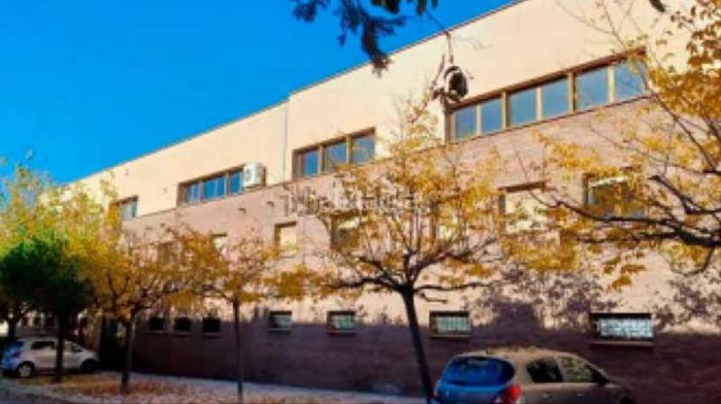 Foto 1b4b8692-2cee-4a50-b100-153688def8f1. Fabrikhalle in Artés