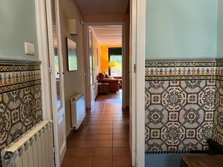 Maison jumelée à Nucli Urbà. Encantadora casa adosada con diseño interior modernista en el ca