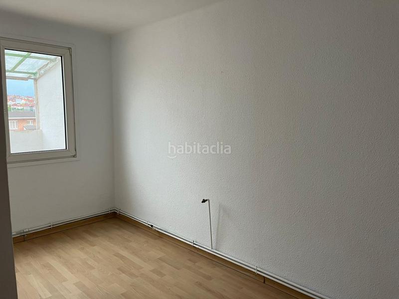 Foto 0c8f8c4b-f6b6-4f79-907e-e8ac9c60f0a9. Piso oportunidad inversionistas, en Nucli Urbà Esparreguera