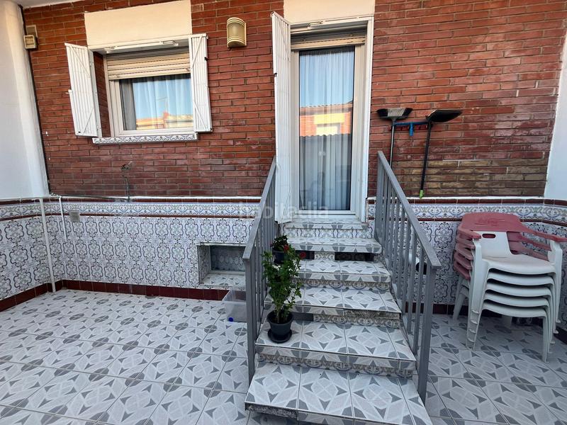 Foto 3eba3090-6aa4-4585-bb22-01b7e8c2e49c. Casa adossada amb calefacció aparcament a La plana Esparreguera