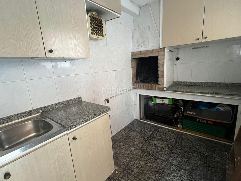 Foto 4d1d3333-9db5-49fd-9677-7fa2b8aedbd6. Casa adossada amb calefacció aparcament a La plana Esparreguera