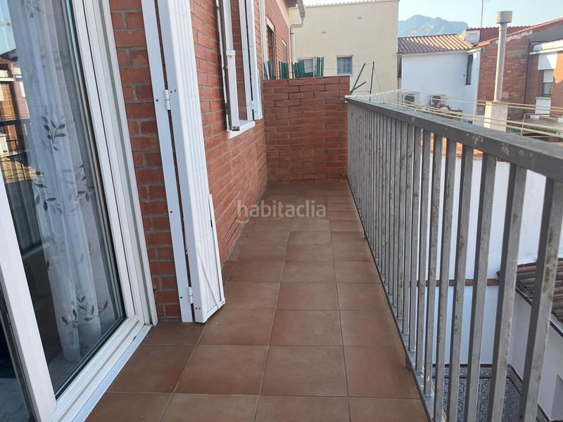 Foto 660bc42d-14e0-45f1-99fb-bd8cff758538. Casa adossada amb calefacció aparcament a La plana Esparreguera