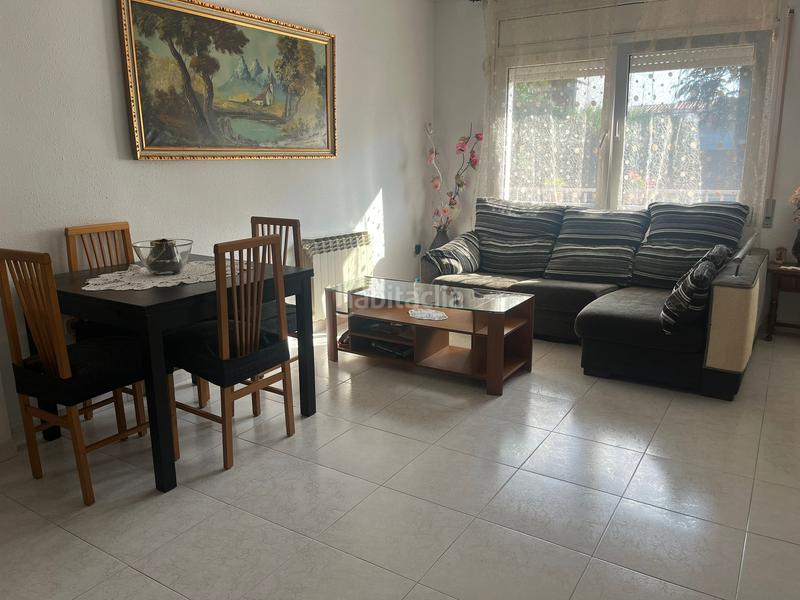 Foto 7adc649c-43cd-437e-8957-f482fbe8f292. Casa adossada amb calefacció aparcament a La plana Esparreguera