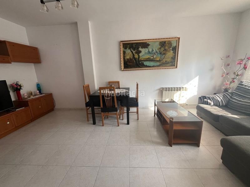 Foto f80c391a-9087-4447-9799-f88fb36d521d. Casa adossada amb calefacció aparcament a La plana Esparreguera