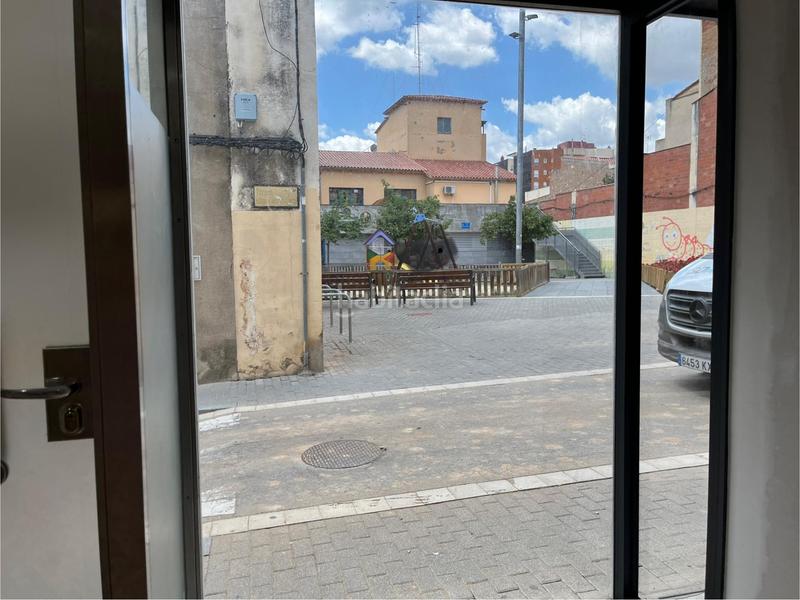 Foto 75dc45c7-6752-447b-8e9b-d0c4232e7f13. Alquiler local comercial nuevo local comercial a pie de calle en Esparreguera