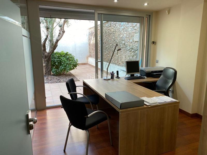 Foto 893329db-4968-41ba-8a8a-ac30b2fb35dc. Alquiler oficina magnifica oficina en el centro en Esparreguera