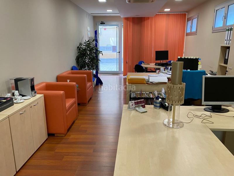 Foto 65b463f1-1637-4029-816f-b79a8e30816a. Rent office space with heating in Nucli Urbà Esparreguera
