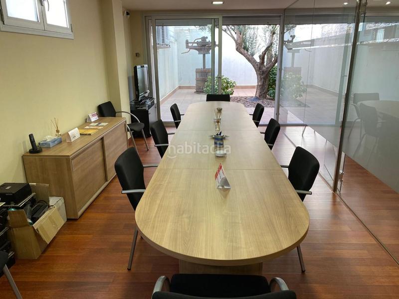 Foto bf13a537-ddfc-430e-bf45-4957fefa6d45. Rent office space with heating in Nucli Urbà Esparreguera