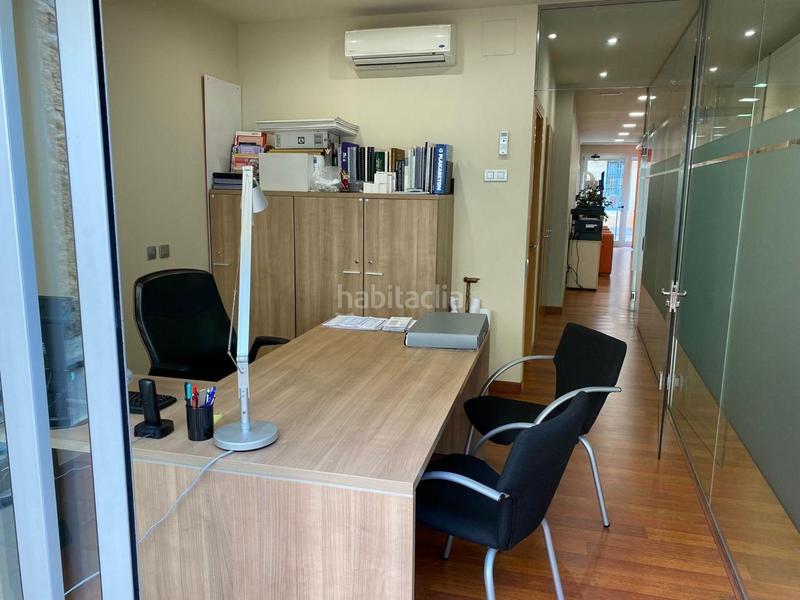 Foto dbcd8ac8-e073-4da7-ad3d-db5990de1016. Rent office space with heating in Nucli Urbà Esparreguera