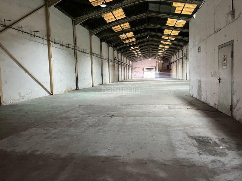 Foto 4cec031a-ac89-4e30-92c9-771a4791cacc. Affitto capannone industriale in de l'enclusa 5 in Esparreguera
