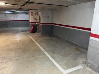 Parking coche en De ferran puig 55. Economica plaza de aparcamiento cerca del centro