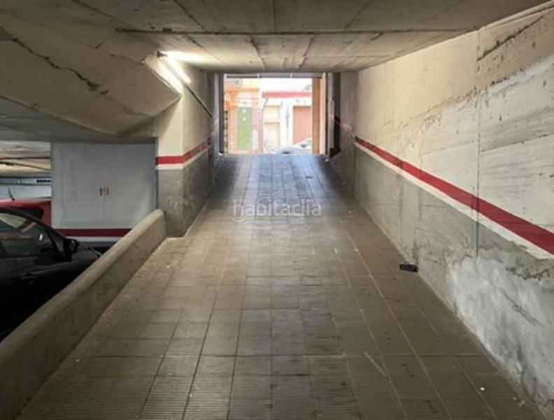 Foto bb7b2883-dd79-4088-af56-331237ff59a6. Car parking in de ferran puig 55 in Nucli Urbà Esparreguera