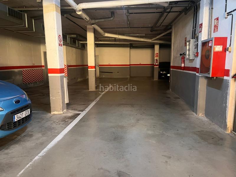 Foto e9dd1394-7edb-4a20-8b48-b8884fa461f4. Parking coche plaza de parking doble en Nucli Urbà Esparreguera