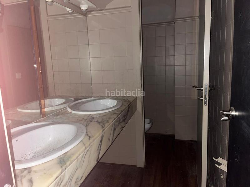 Foto f4914fd8-9f98-4a93-beba-2e71fa24a70d. Rent business premise in Nucli Urbà Esparreguera