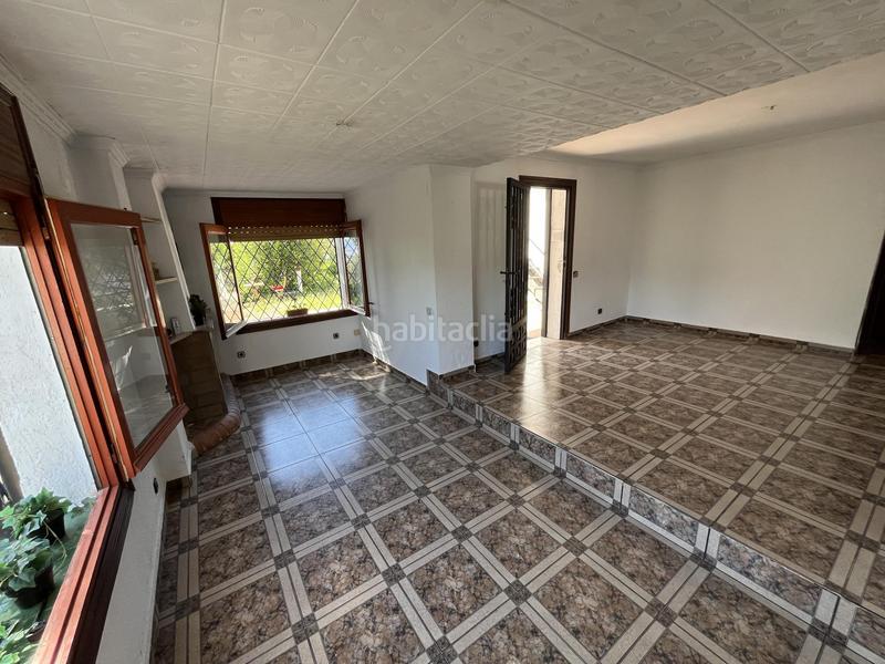 Foto 14152277-99ad-4328-9d2d-b8f3c708360d. Casa amb aparcament a Can Vinyals Esparreguera