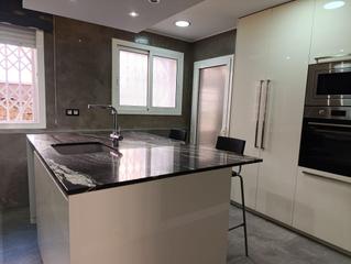 Location Appartement à Martorell. Piso con terraza y parking