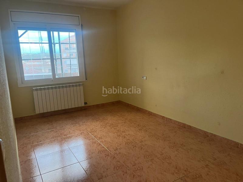 Foto 643211bf-cff5-49f1-b558-f4a37ac973a1. Pis amb calefacció a Nucli Urbà Esparreguera