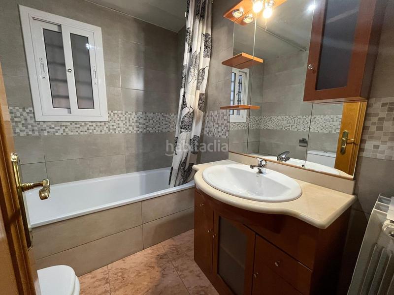 Foto 6de53ebd-bce2-408c-9be8-31fbb3faa1f0. Pis amb calefacció a Nucli Urbà Esparreguera