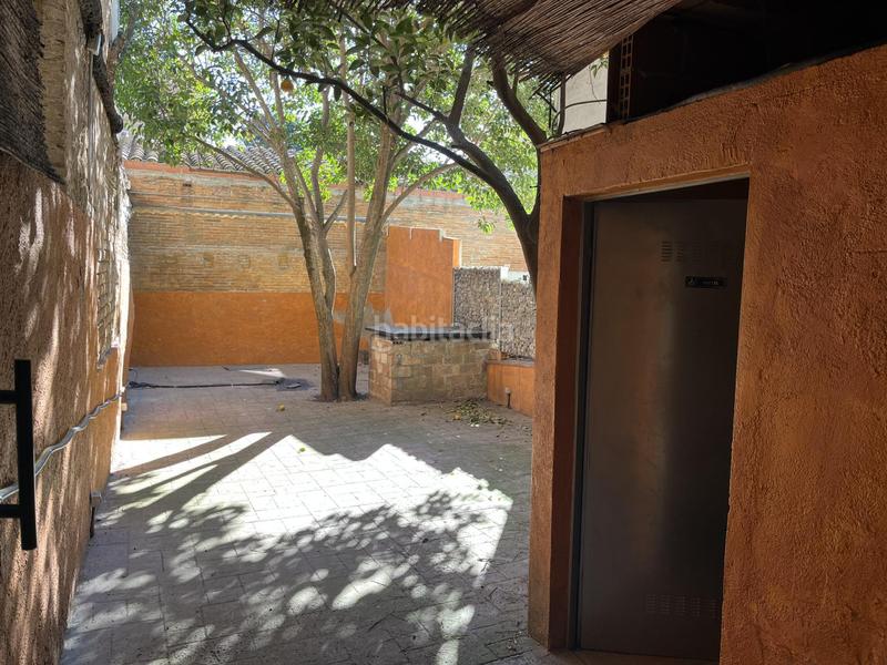 Foto 04dbf710-8d0c-4868-bd94-4016ae13d1da. Lloguer local comercial a Nucli Urbà Esparreguera