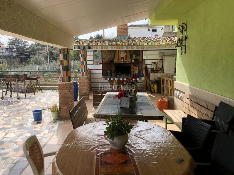 Foto 0d2d8d55-b67e-4915-a400-05ca14686575. Chalet espectacular xalet con 2 viviendas independientes en Esparreguera