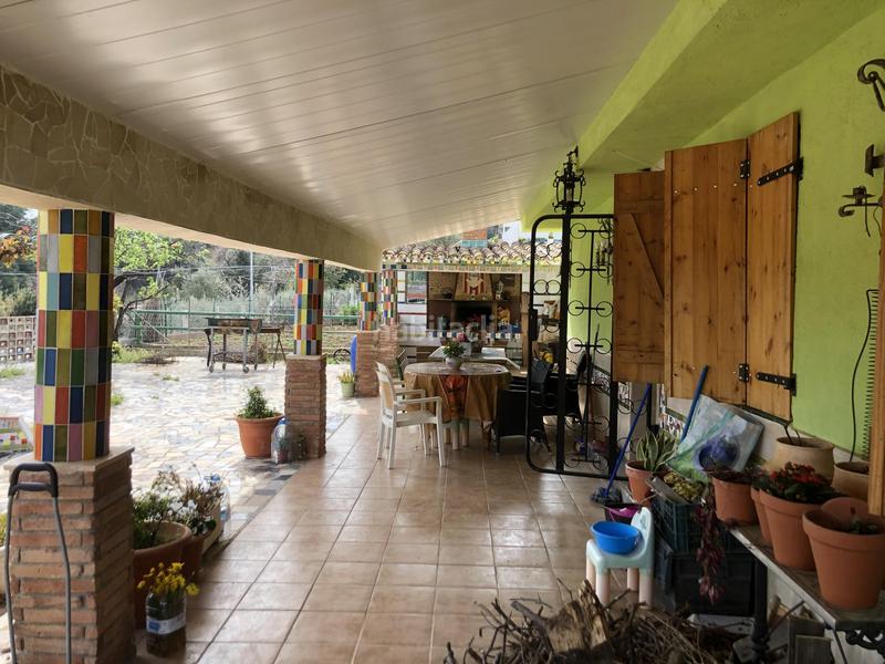 Foto 43875f99-8e08-40fa-a7f4-cbf45053c67f. Chalet espectacular xalet con 2 viviendas independientes en Esparreguera