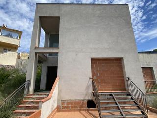 Haus  De serafí pitarra. En venta 2 casas en construccion